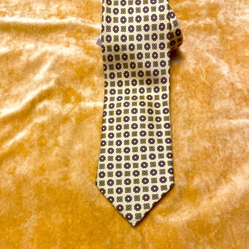 NWT silk/linen Arcuri tie.  Made in Italy.